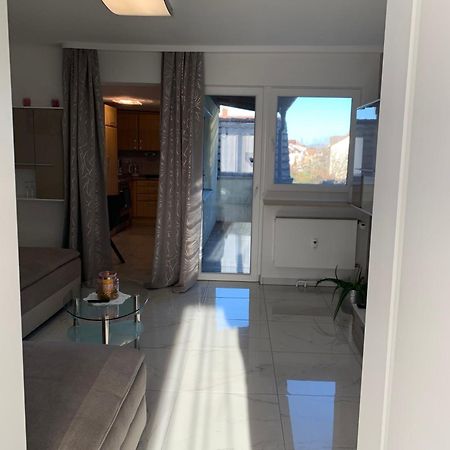 Moderne 2 Zimmer Wohnung Mit Vollausstattung Ketsch Exterior photo