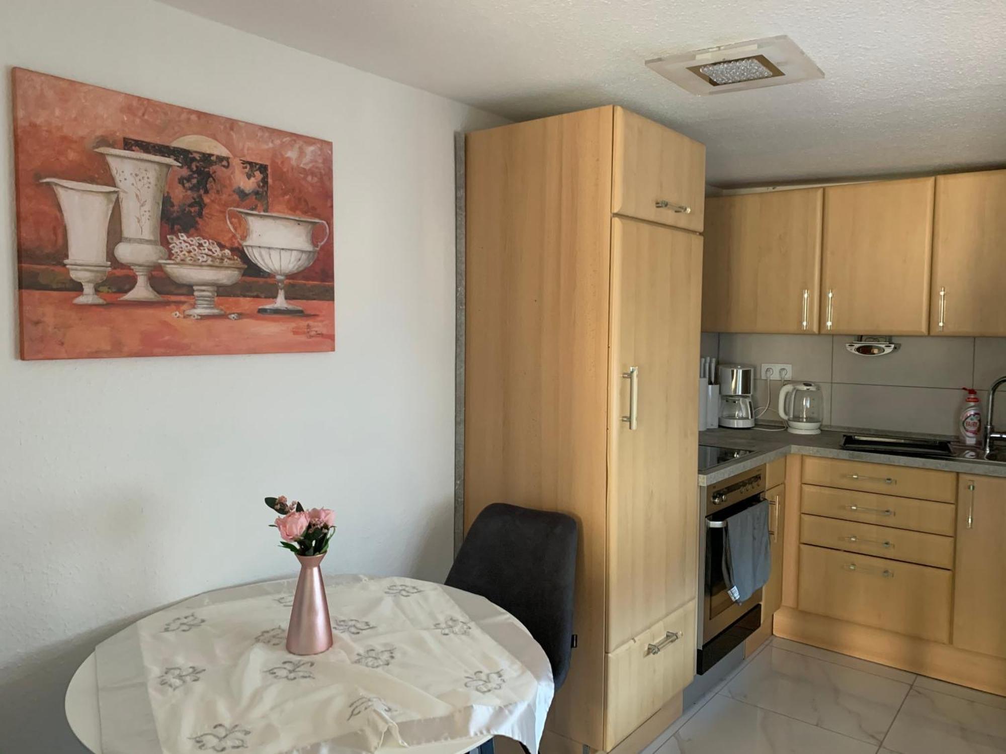 Moderne 2 Zimmer Wohnung Mit Vollausstattung Ketsch Exterior photo
